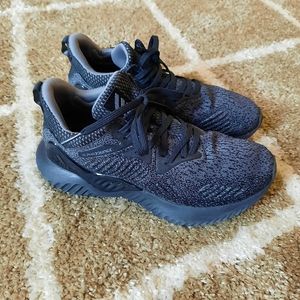 Adidas Alphabouce Kids 5 / Womens 6.5 sneakers